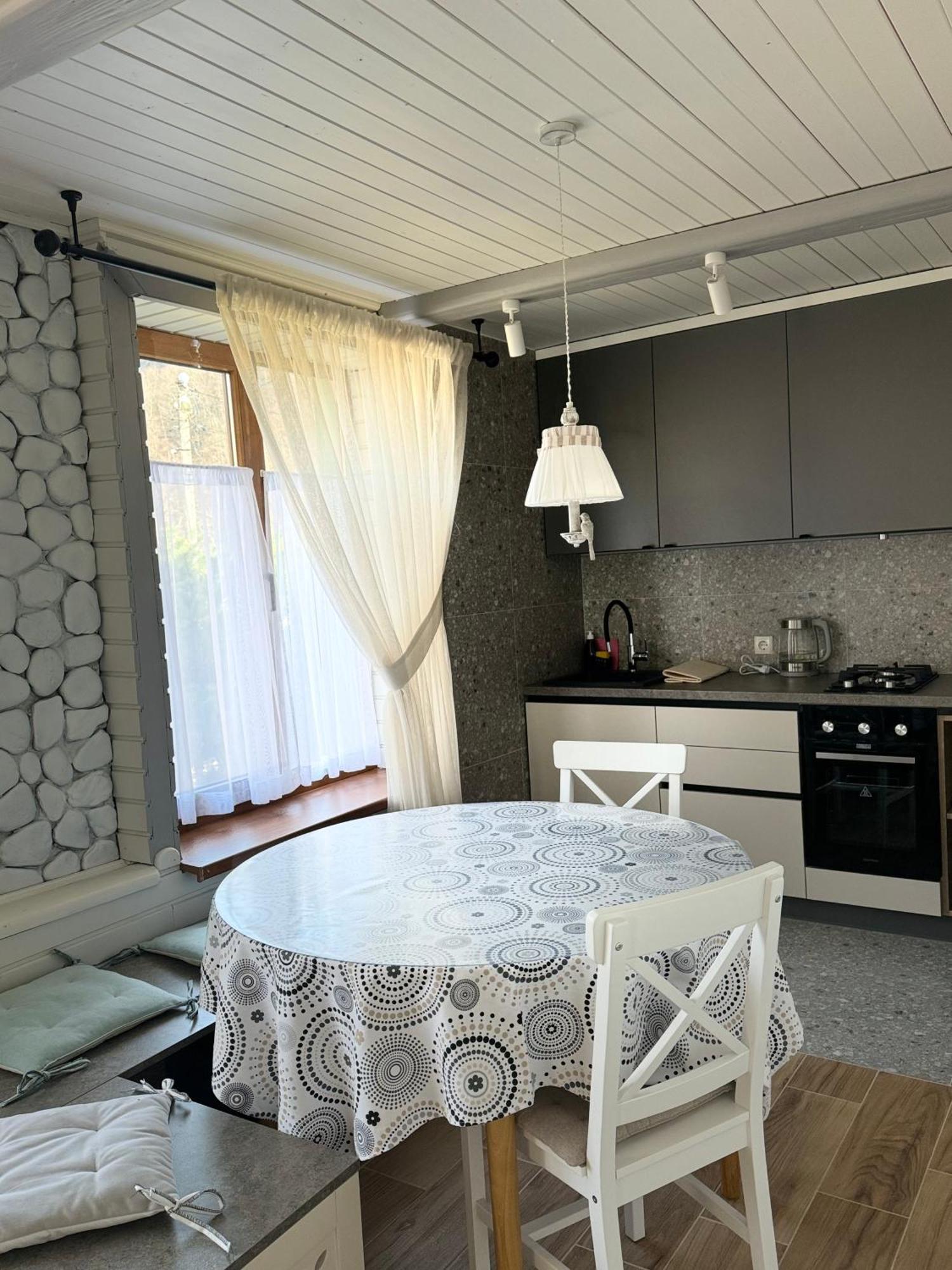 Mandry Apartment *